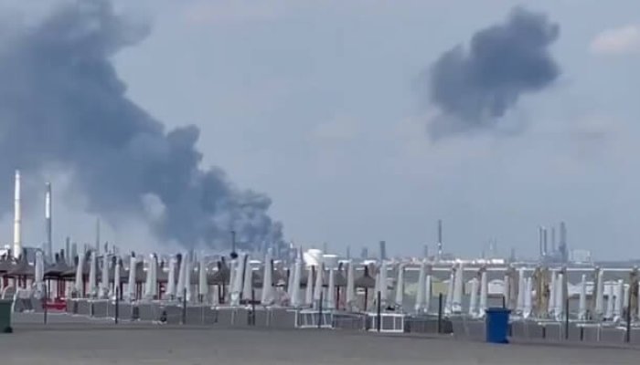 VIDEO 🎦 Explozie urmată de incendiu, la Petromidia. A fost activat planul roșu de intervenție