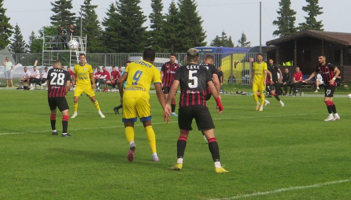 Test cu 5 goluri. Petrolul-FK Shkendija 2-3