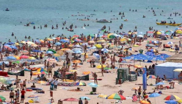 Litoralul pentru toți | Cât ar putea plăti turișii pentru cazare la mare în septembrie