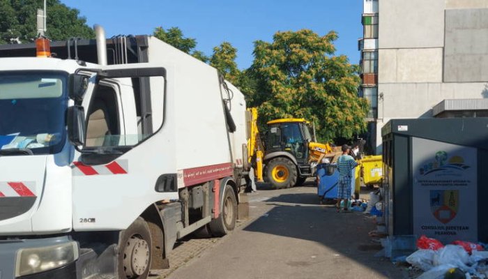 ADI Deșeuri demarează o campanie de colectare a deșeurilor electrice și electronice, în Prahova