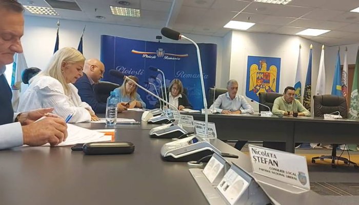 VIDEO 🎦 Proiectul primarului Volosevici de preluare a Spitalului CFR, amânat de Consiliul Local Ploiești. Explicațiile celor două tabere