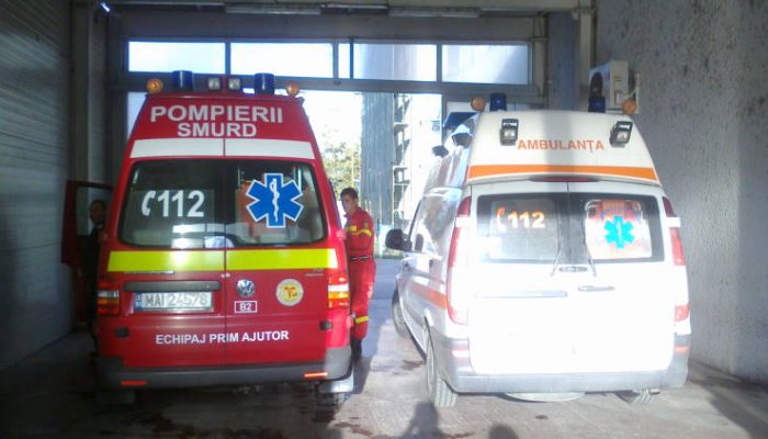 accident ambulanță tătărani