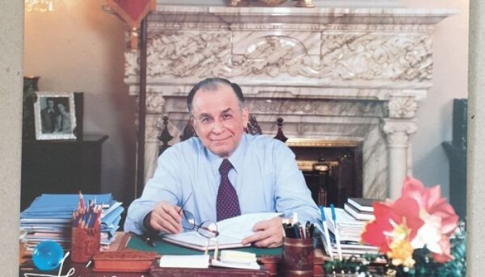 Ion Iliescu, audiat acasă de procurori în dosarul mineriadei