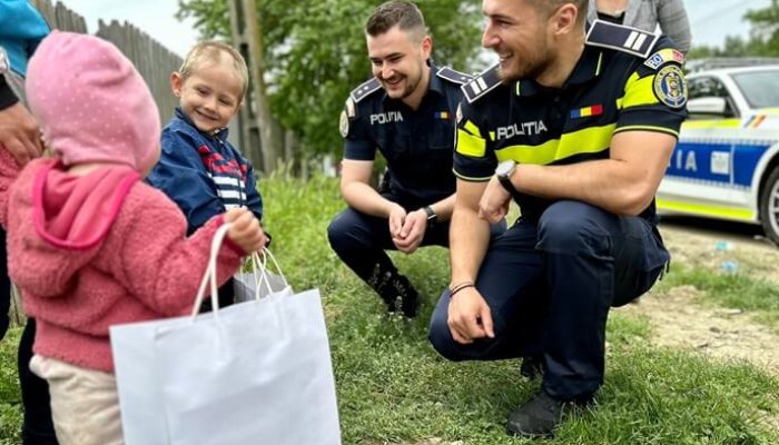 paște daruri politisti rafov