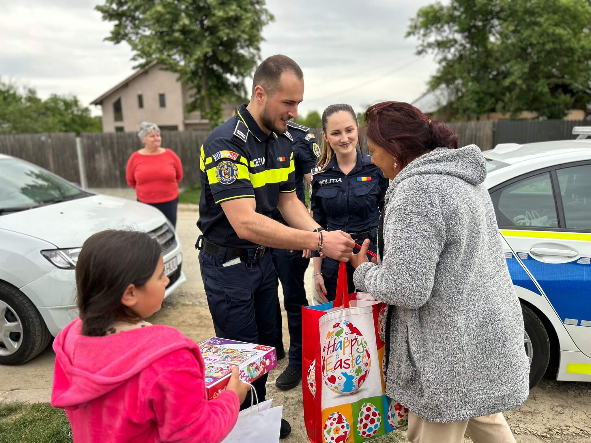 paște daruri politisti rafov