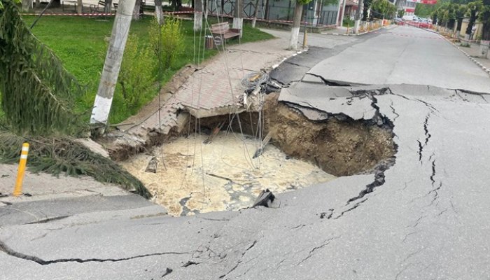 UPDATE. VIDEO 🎦 Mesaj RO-ALERT la Slănic! A fost dispusă extinderea perimetrului de siguranță și au loc noi evacuări