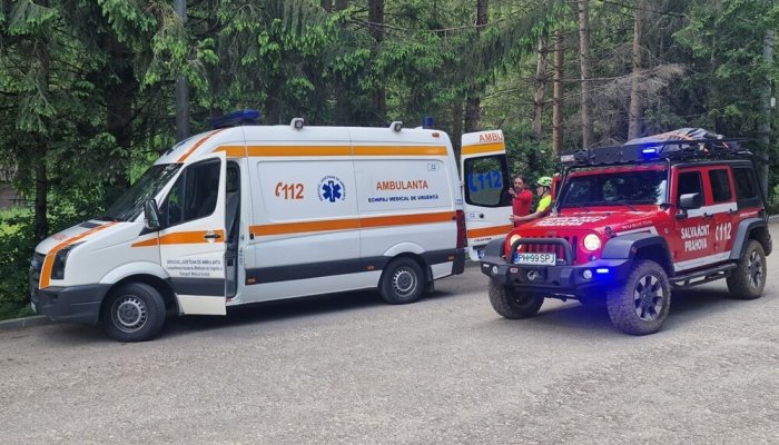 salvamont ambulanta victima urlătoarea