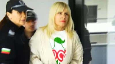 Magistrații din Bulgaria ar urma să decidă astăzi dacă Elena Udrea va fi adusă în țară pentru a merge la închisoare