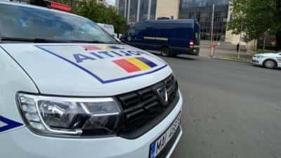 Polițist bătut în timpul unei misiuni în București