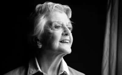 Actrița Angela Lansbury s-a stins din viață, la aproape 97 de ani