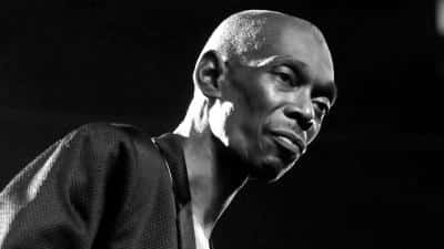 Maxi Jazz, solistul trupei Faithless, s-a stins din viață la vârsta de 65 de ani