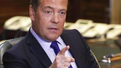 Fostul preşedinte rus Dmitri Medvedev cere 