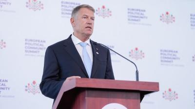 Klaus Iohannis i-a luat la rost pe protestatarii din învățământ: “Cum îndrăznește cineva să pună în dificultate examenele naționale? În ce temei să mai continue greva?”